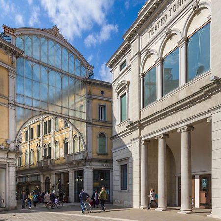 Theater Venice Apartment Mestre Exterior photo